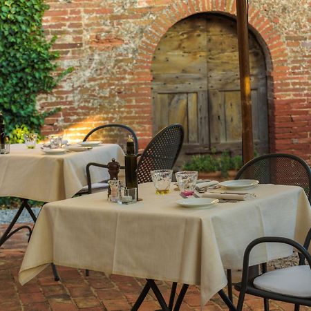 Relais La Leopoldina Hotel Бетоле Екстериор снимка