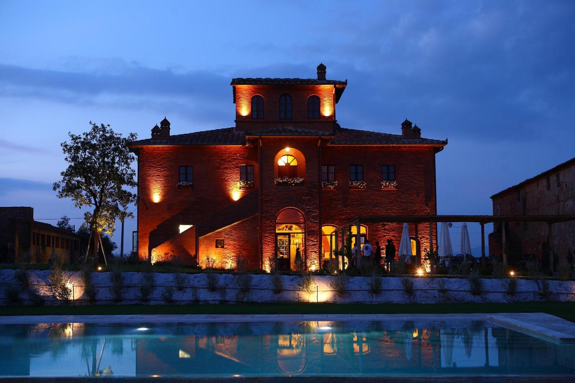 Relais La Leopoldina Hotel Бетоле Екстериор снимка