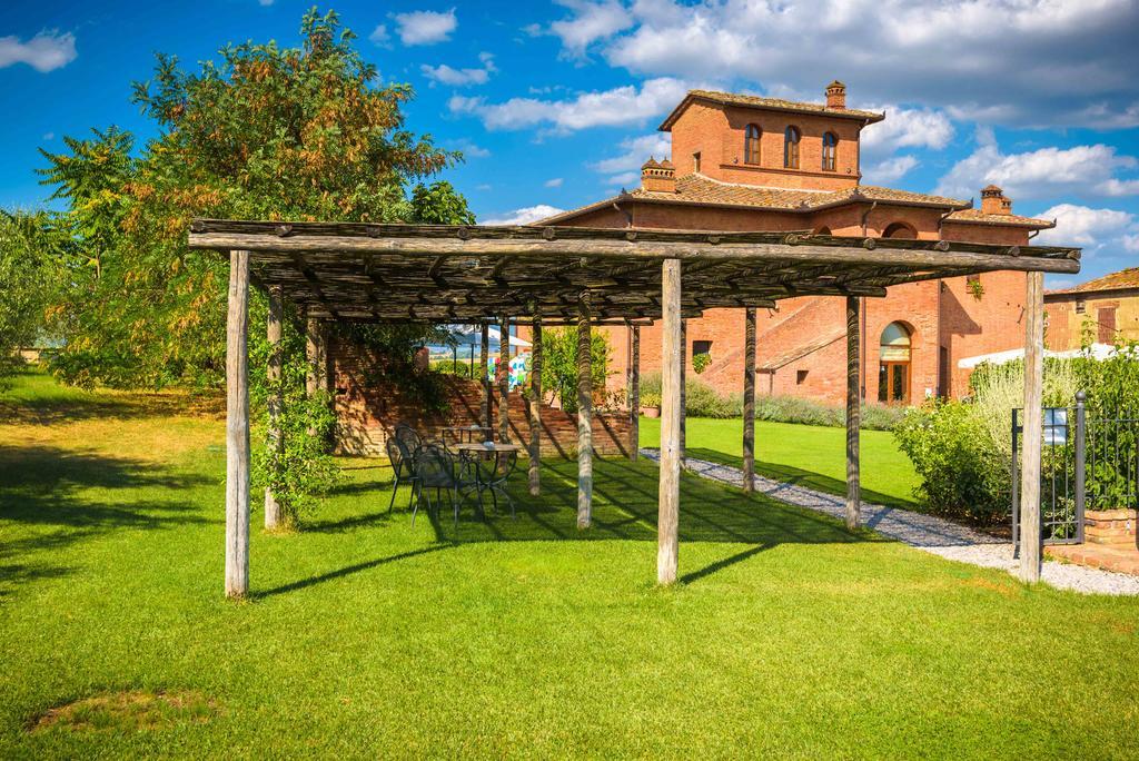 Relais La Leopoldina Hotel Бетоле Екстериор снимка