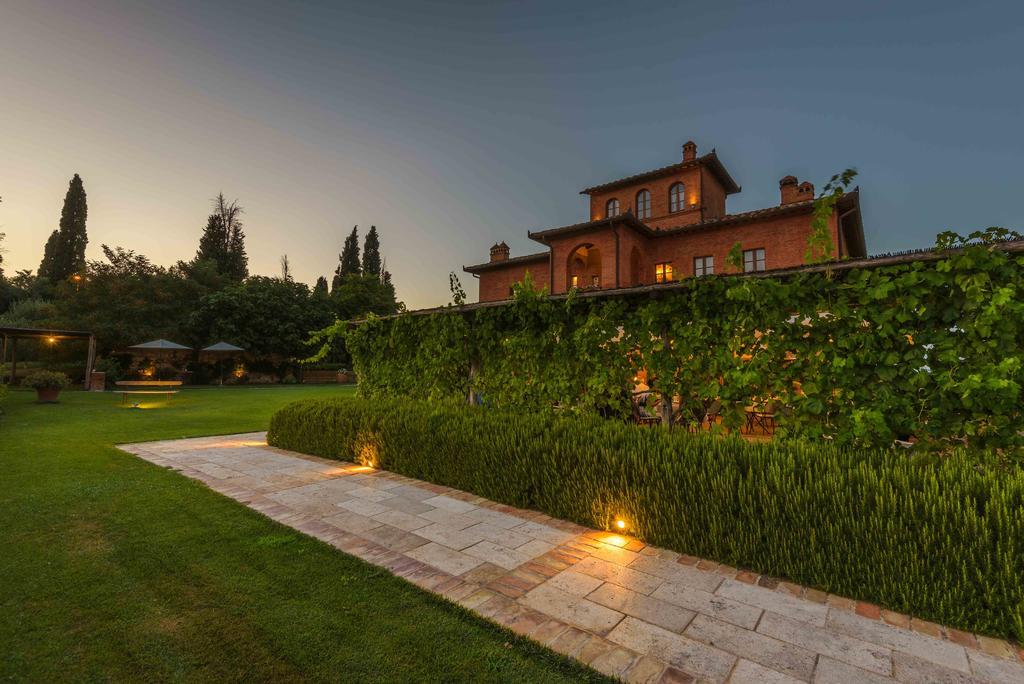Relais La Leopoldina Hotel Бетоле Екстериор снимка