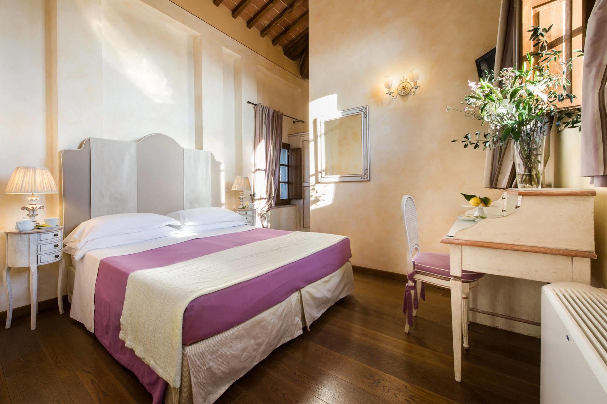 Relais La Leopoldina Hotel Бетоле Екстериор снимка